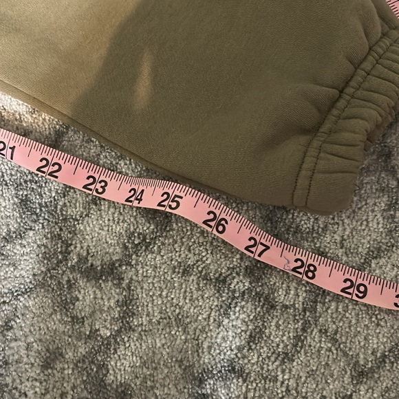 Misguided sweatpants olive color nwot size 14 - Picture 3 of 3